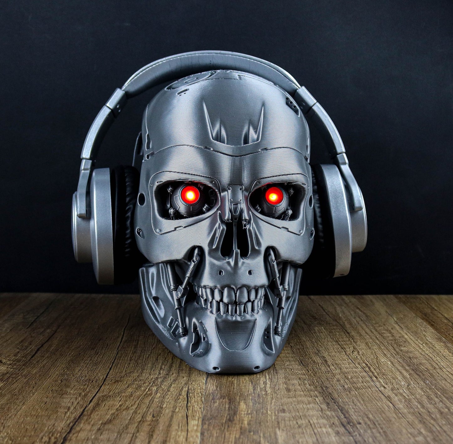 T-800 Terminator LED Headphone Stand