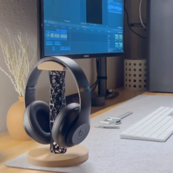 Aesthetic Headphone Stand
