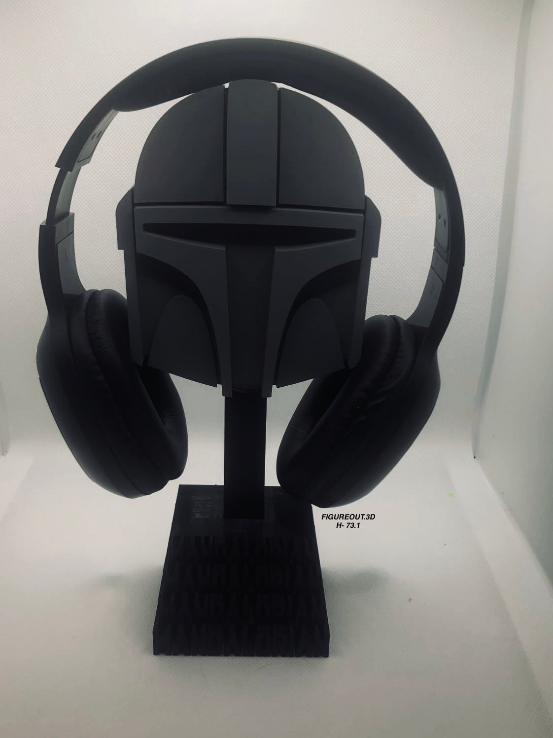 The Mandalorian Headphone Stand FigureOut 3D